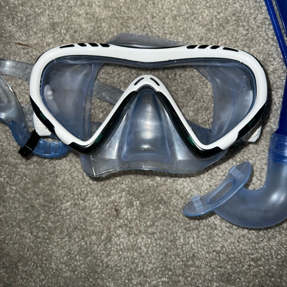 Bestway Hydro-Swim Firefish Junior Snorkeling Set size kids 5-8 - Picture 2 of 5